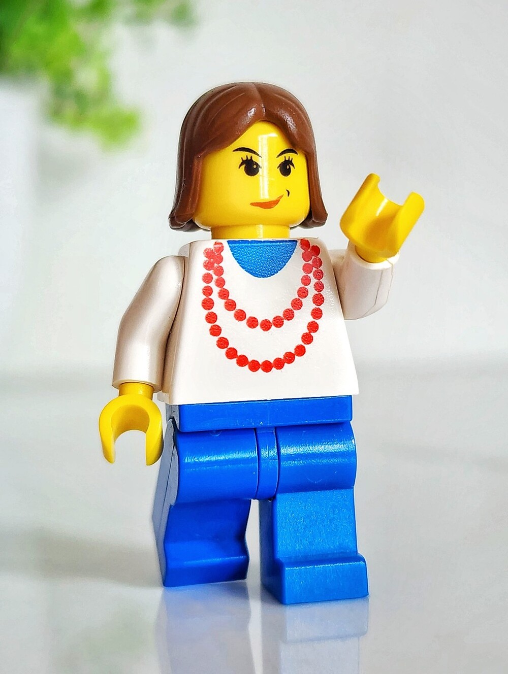 RARE Genuine Retired LEGO Classic Town Female Minifigure Red Blue Legs Hair 1988